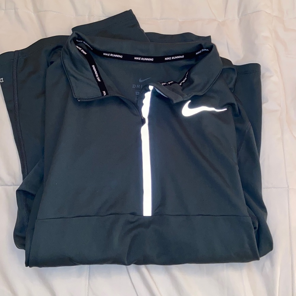 Men Nike quarter zip